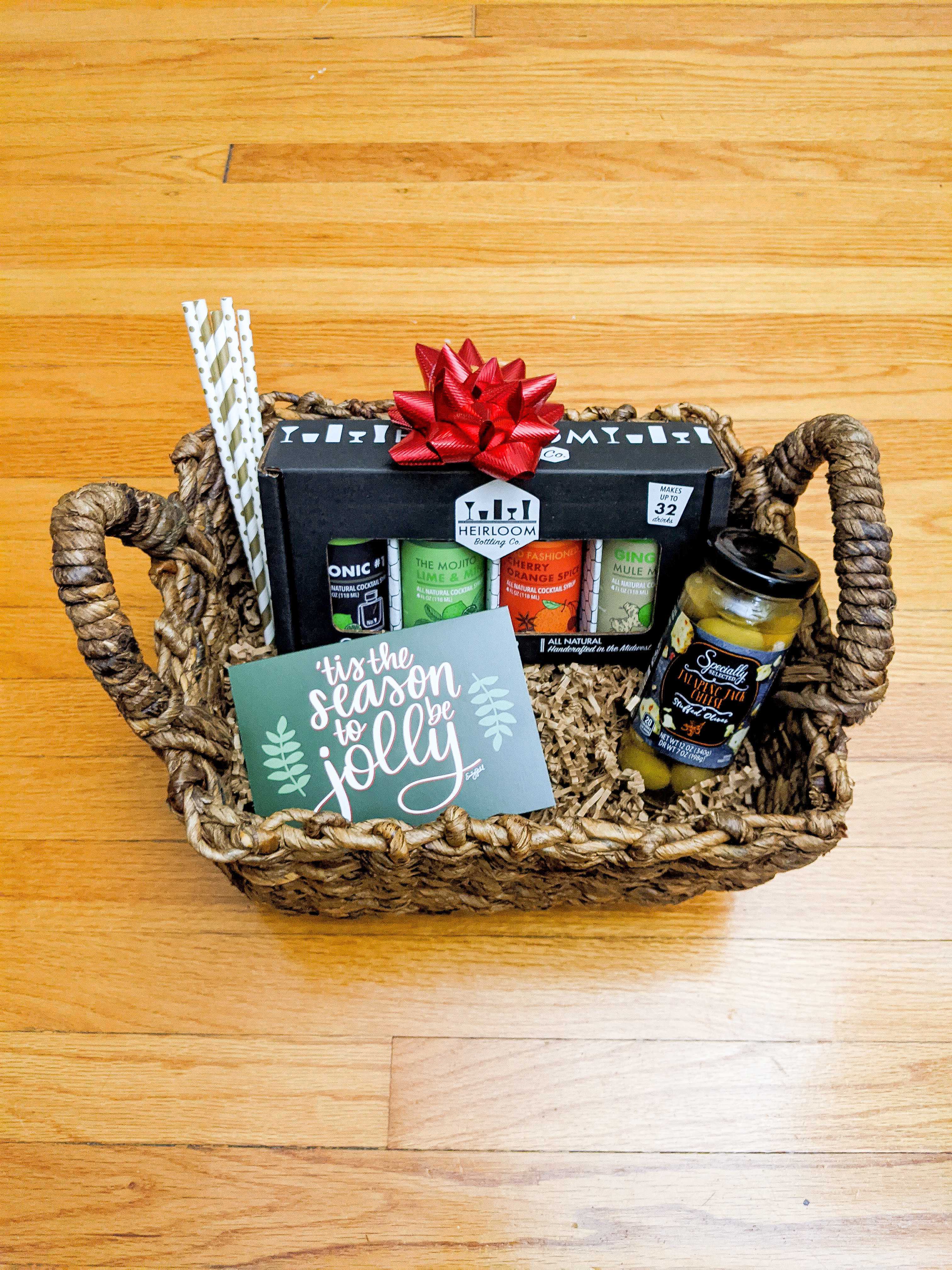 3-Tips-When-Putting-Together-a-DIY-Gift-Basket 